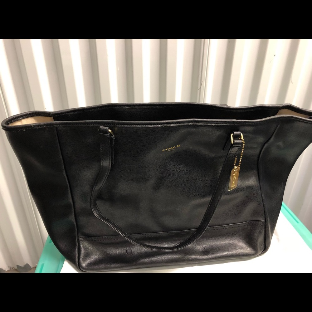 Retro Black Leather Coach City Tote